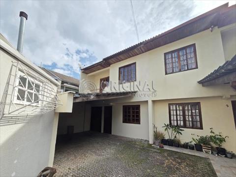 Sobrado para locacao no Jardim das Americas em Curitiba com 159m² por R$ 4.111,11