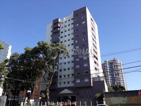 Apartamento para locacao no Agua Verde em Curitiba com 86m² por R$ 2.666,66