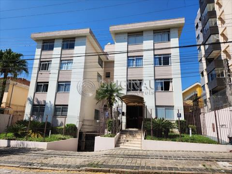 Apartamento para locacao no Sao Francisco em Curitiba com 72m² por R$ 2.666,66