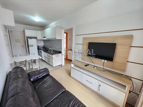 Apartamento para locacao no Centro em Curitiba com 56m² por R$ 3.222,22