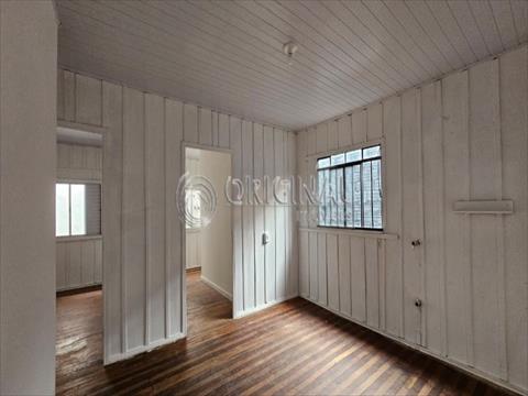 Casa Residencial para locacao no Sao Braz em Curitiba com 35m² por R$ 1.388,88