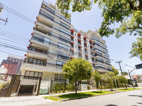 Apartamento para locacao no Centro em Curitiba com 170m² por R$ 8.888,88
