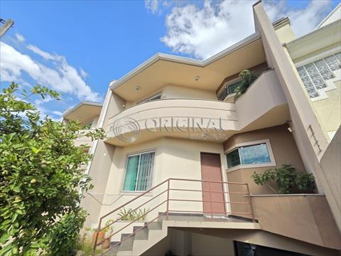 Sobrado para venda no Campina do Siqueira em Curitiba com 239m² por R$ 1.400.000,00