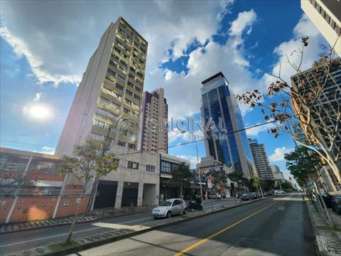 Apartamento para locacao no Alto da Gloria em Curitiba com 40m² por R$ 1.611,11