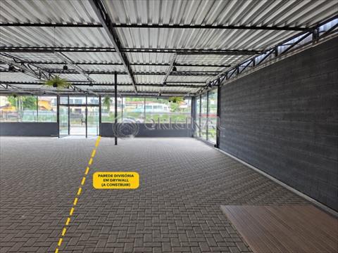 Loja para locacao no Ecoville em Curitiba com 105m² por R$ 7.777,77