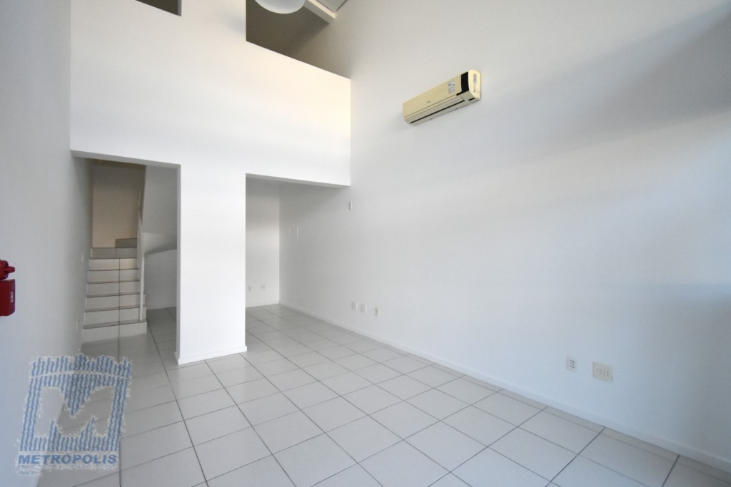 Loja para locacao no Corrego Grande em Florianopolis com 45,75m² por R$ 3.500,00