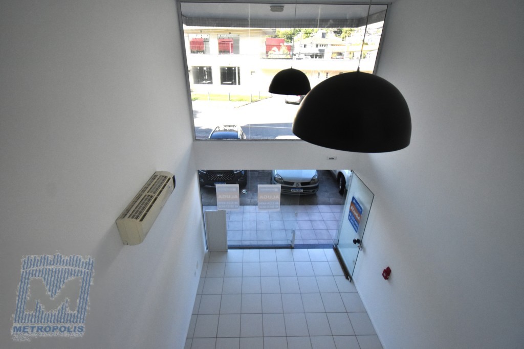 Loja para locacao no Corrego Grande em Florianopolis com 45,75m² por R$ 2.800,00