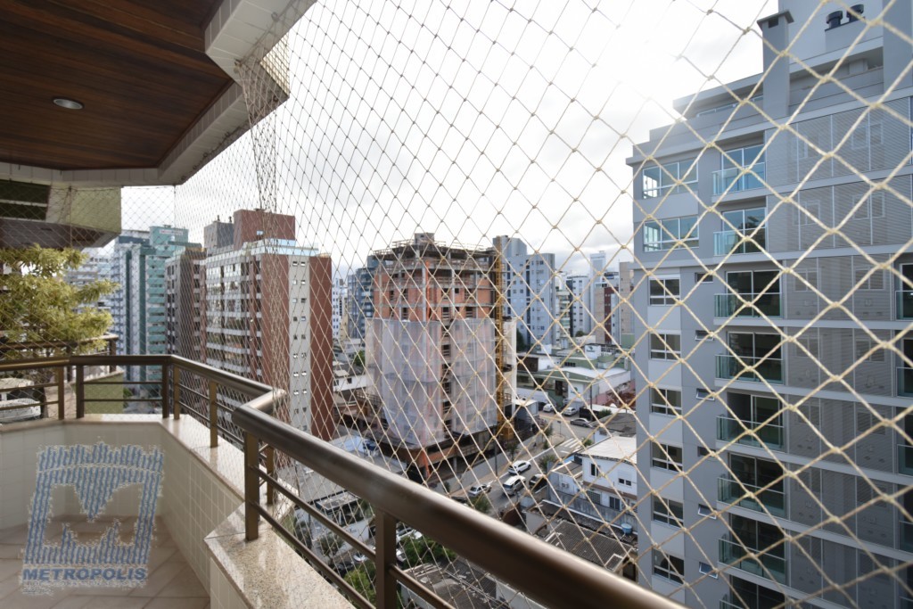 Apartamento para locacao no Centro em Florianopolis com 134,25m² por R$ 6.500,00