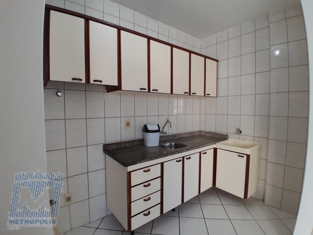 Apartamento para locacao no Centro em Florianopolis com 32,82m² por R$ 1.900,00