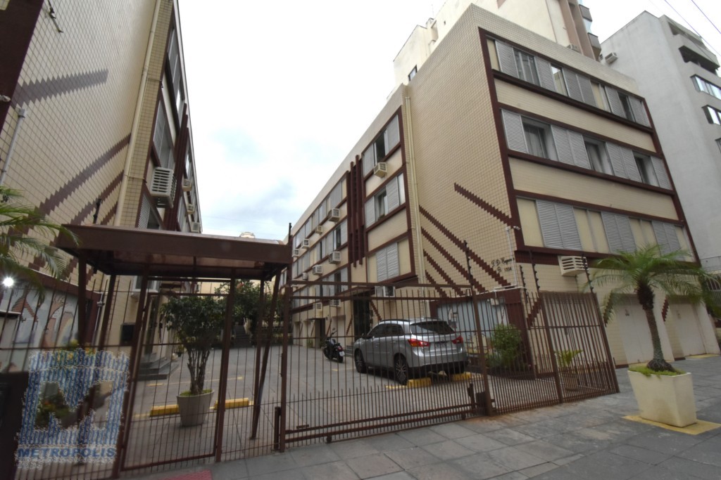 Apartamento para locacao no Centro em Florianopolis com 69,98m² por R$ 3.600,00