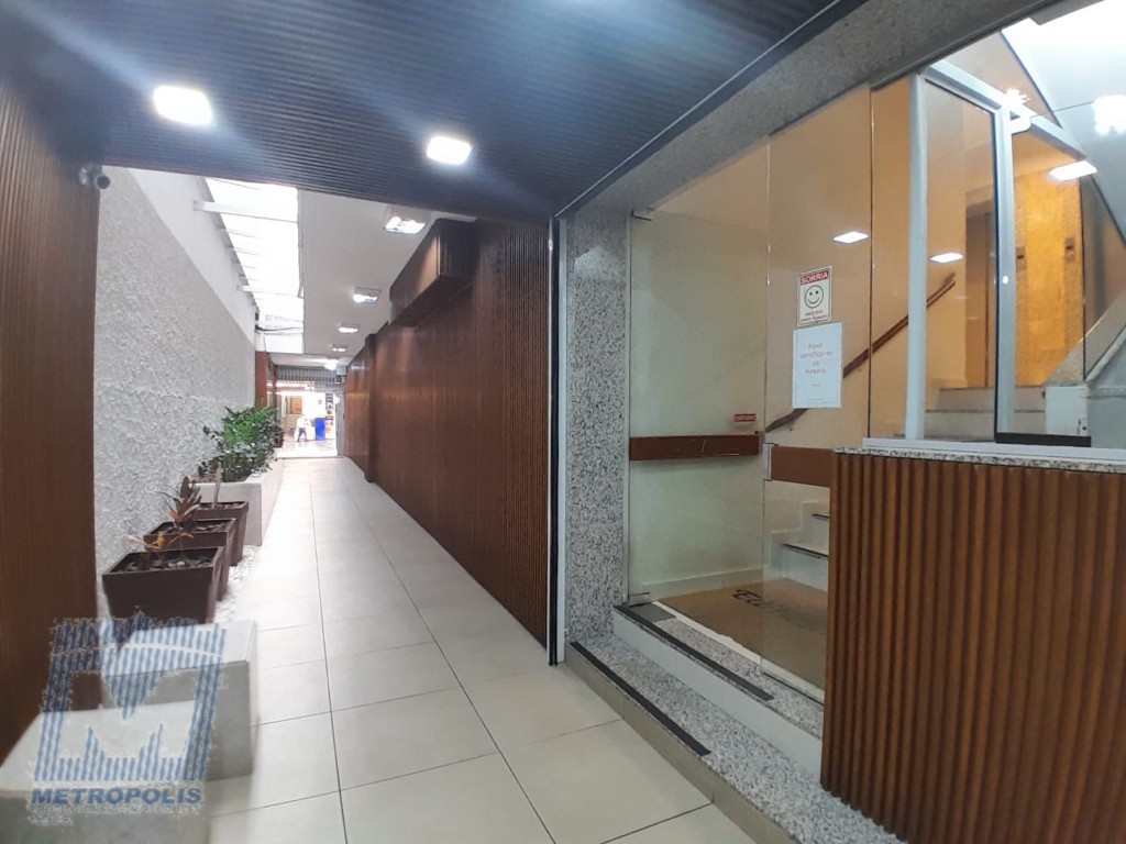 Sala para locacao no Centro em Florianopolis com 27,72m² por R$ 1.200,00