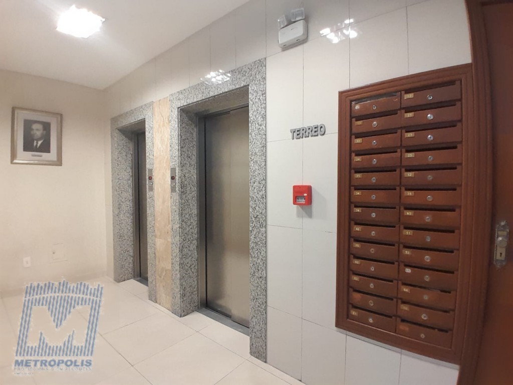 Sala para locacao no Centro em Florianopolis com 27,72m² por R$ 1.200,00
