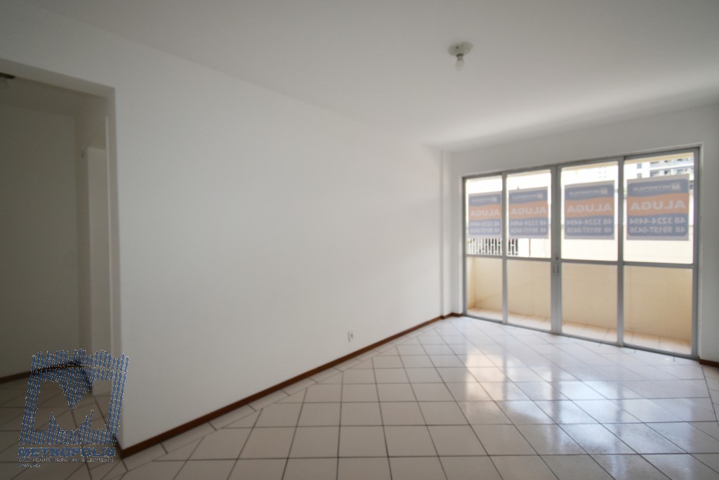 Apartamento para locacao no Centro em Florianopolis com 48,39m² por R$ 2.100,00
