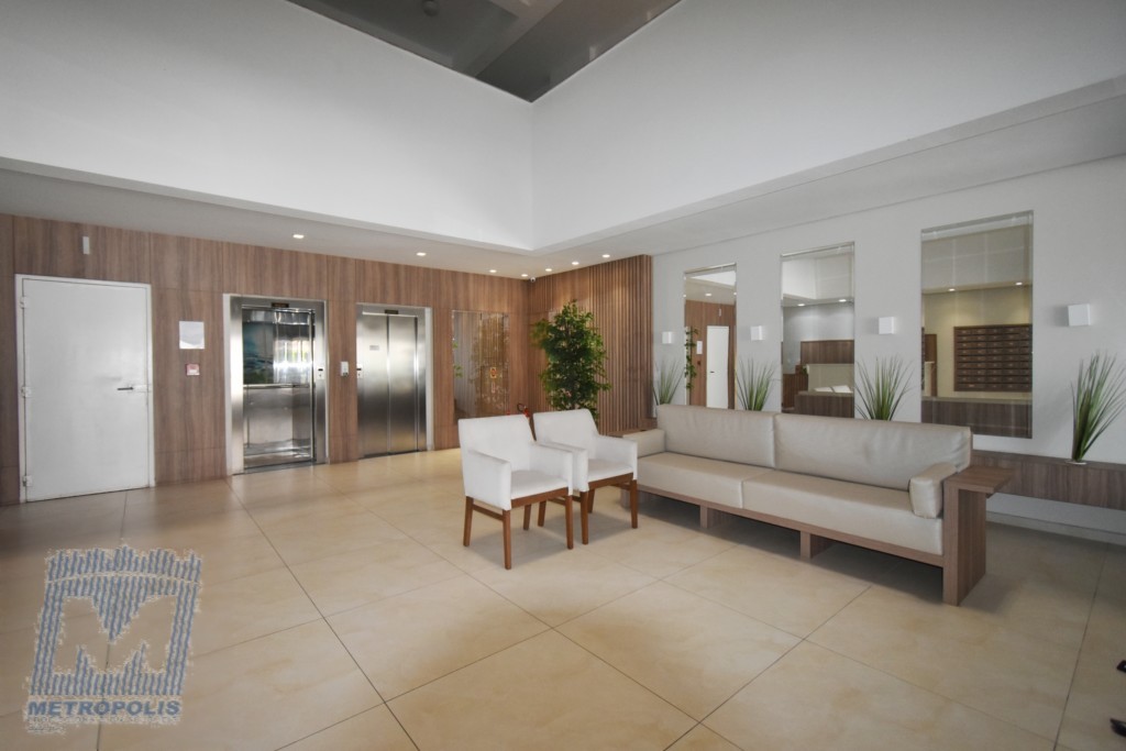 Apartamento para locacao no Centro em Florianopolis com 48,39m² por R$ 3.000,00