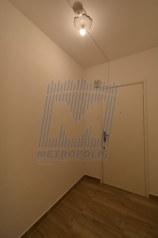 Apartamento para locacao no Centro em Florianopolis com 42,52m² por R$ 1.600,00