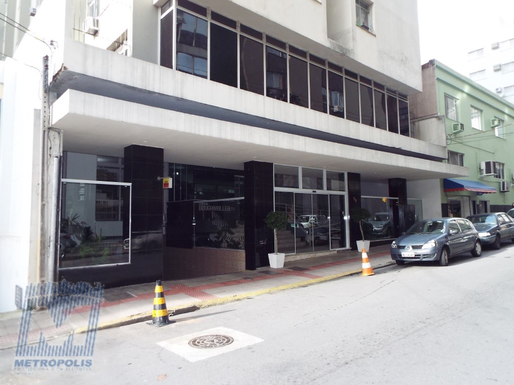 Loja para locacao no Centro em Florianopolis com 65,43m² por R$ 1.400,00
