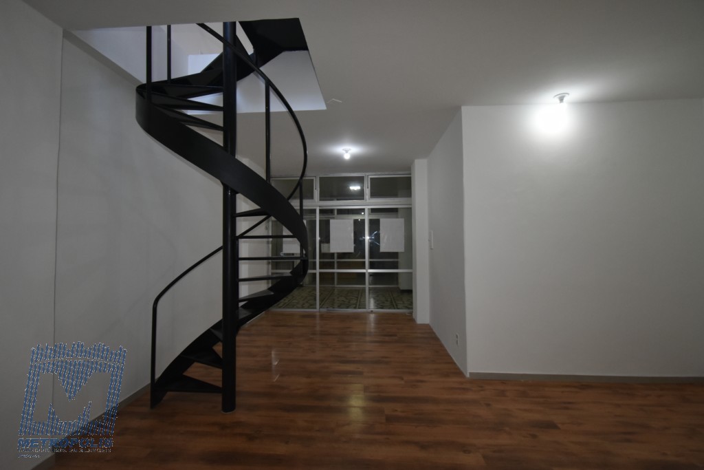 Loja para locacao no Centro em Florianopolis com 73,39m² por R$ 1.900,00