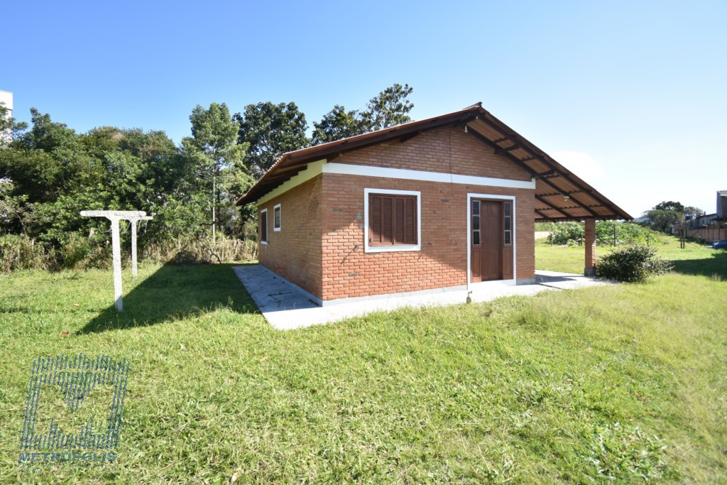 Casa Residencial para locacao no Vargem do Bom Jesus em Florianopolis com 70,4m² por R$ 2.500,00