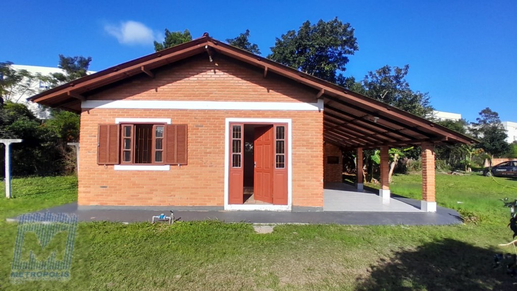 Casa Residencial para locacao no Vargem do Bom Jesus em Florianopolis com 70,4m² por R$ 2.500,00
