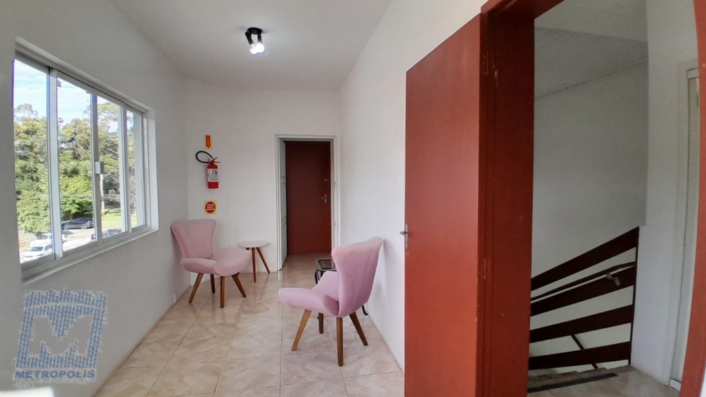 Sala para locacao no Santa Monica em Florianopolis com 16,55m² por R$ 1.500,00