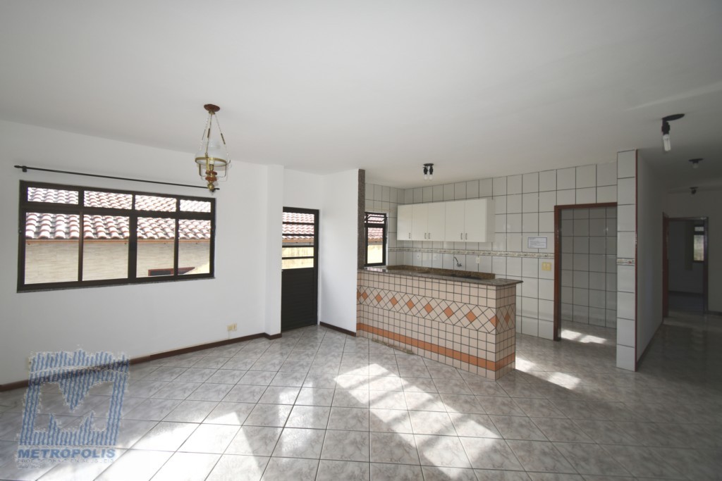 Casa Residencial para locacao no Sambaqui em Florianopolis com 185,68m² por R$ 5.900,00