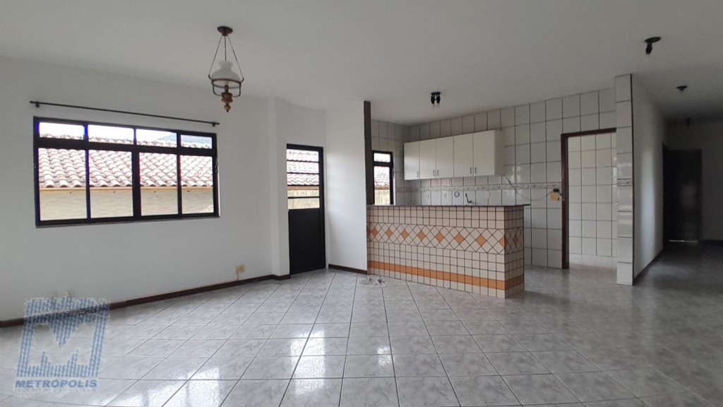 Casa Residencial para locacao no Sambaqui em Florianopolis com 185,68m² por R$ 5.900,00