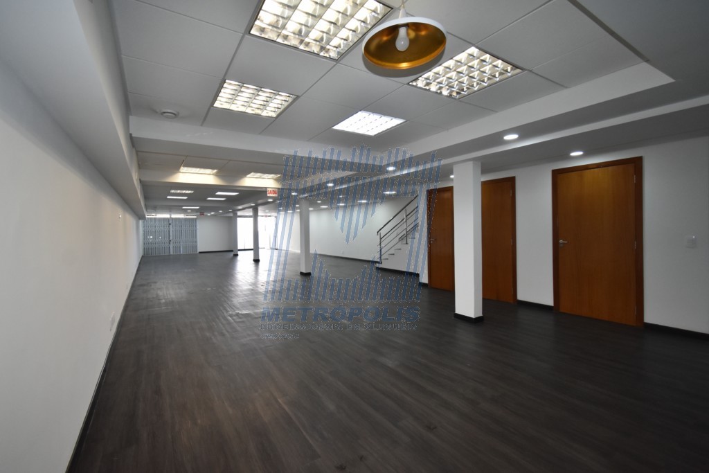 Casa Comercial para locacao no Centro em Florianopolis com 564m² por R$ 22.800,00