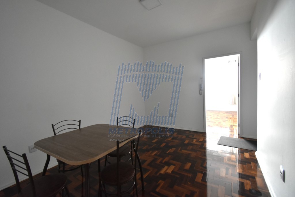 Apartamento para locacao no Centro em Florianopolis com 49,12m² por R$ 2.300,00