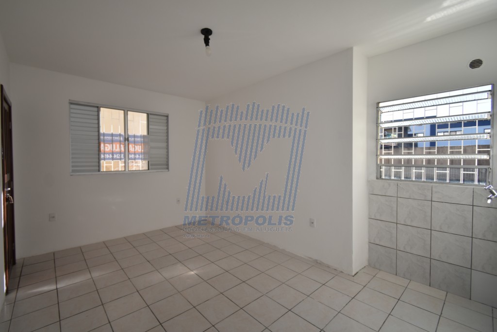 Apartamento para locacao no Saco Grande em Florianopolis com 31,89m² por R$ 1.500,00