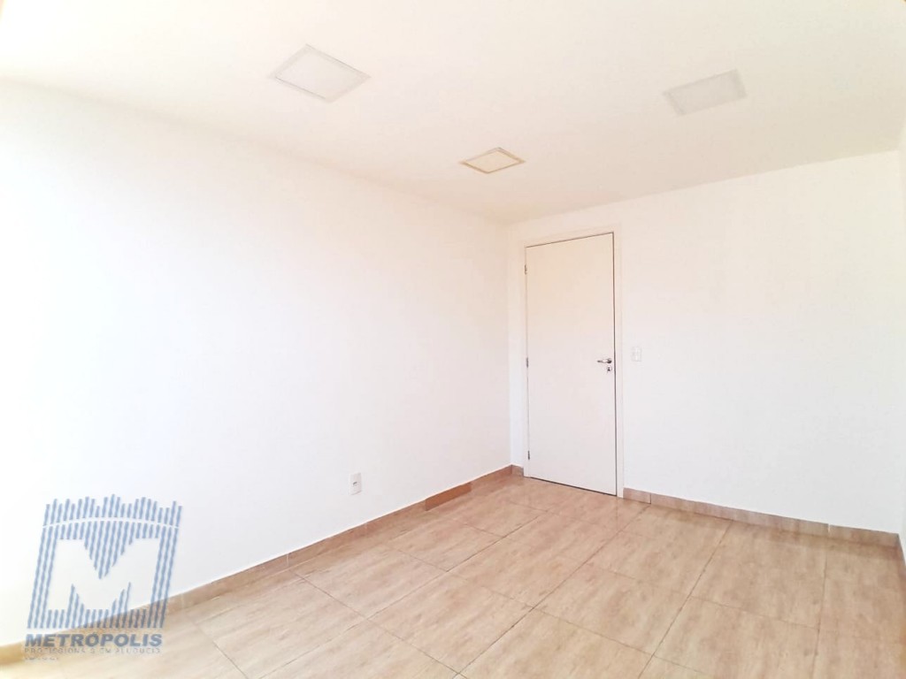 Apartamento para locacao no Centro em Florianopolis com 30,45m² por R$ 1.750,00