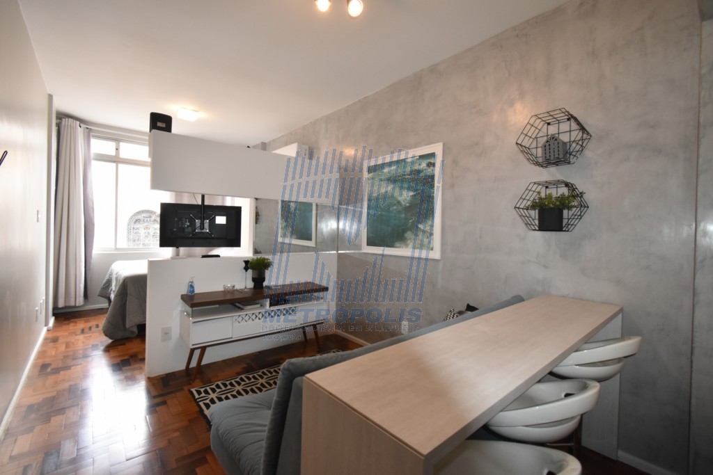 Apartamento para locacao no Centro em Florianopolis com 30,1m² por R$ 2.650,00