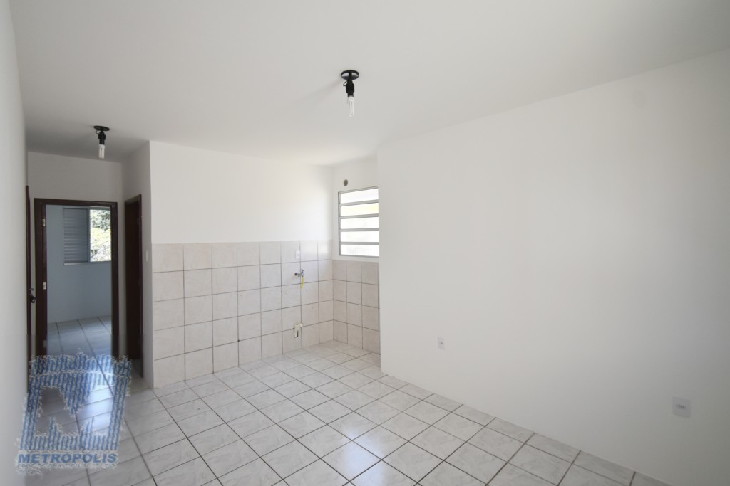 Apartamento para locacao no Saco Grande em Florianopolis com 30,7m² por R$ 1.990,00