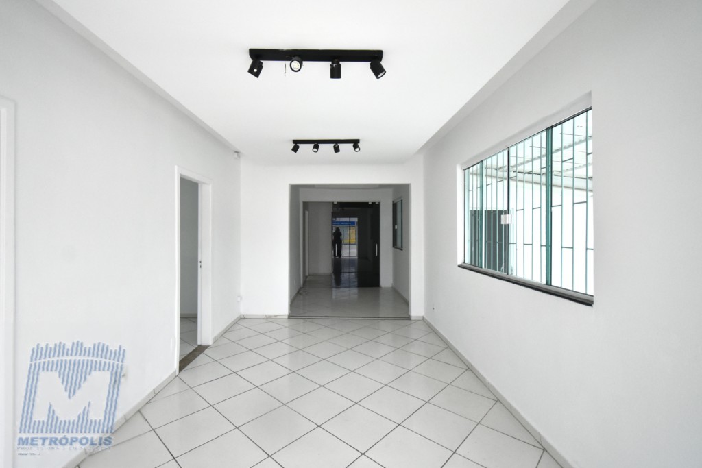 Casa Comercial para locacao no Estreito em Florianopolis com 141,71m² por R$ 5.800,00