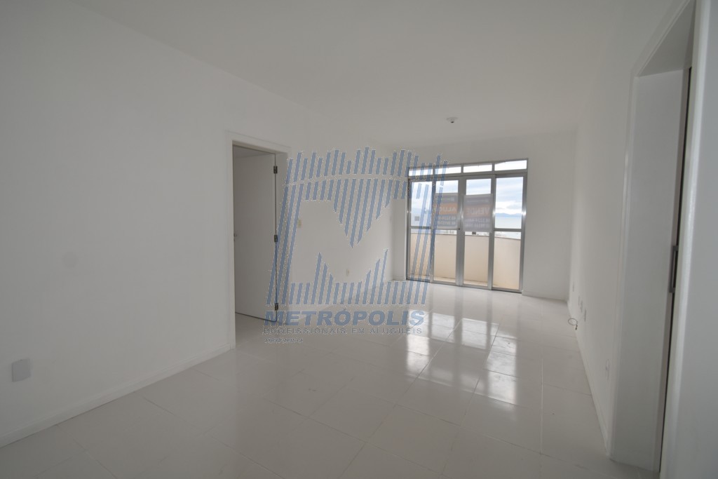 Apartamento para locacao no Centro em Florianopolis com 101,98m² por R$ 4.200,00