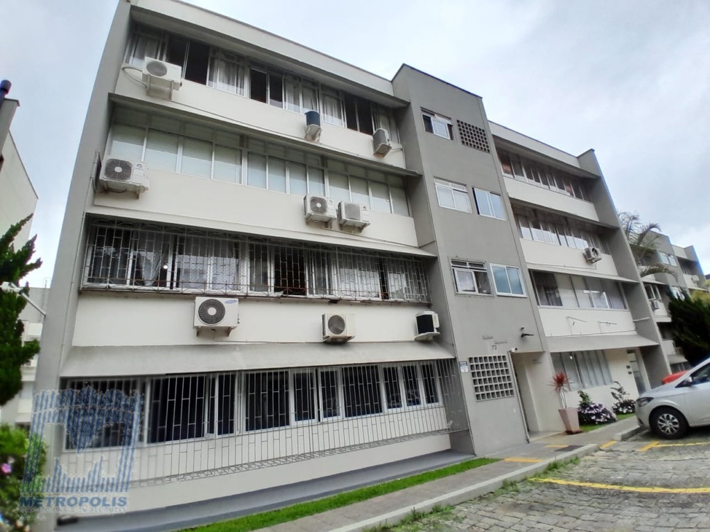 Apartamento para locacao no Centro em Florianopolis com 69,05m² por R$ 3.000,00