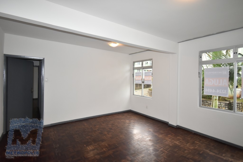 Apartamento para locacao no Jardim Atlantico em Florianopolis com 72m² por R$ 1.800,00