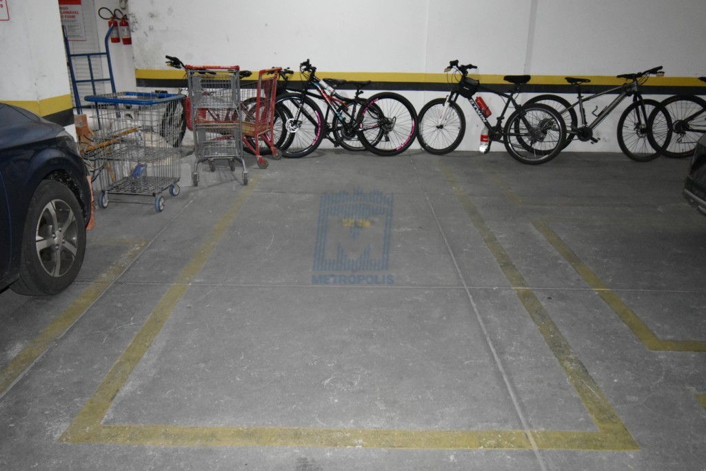 Garagem para venda no Centro em Florianopolis com 10m² por R$ 65.000,00