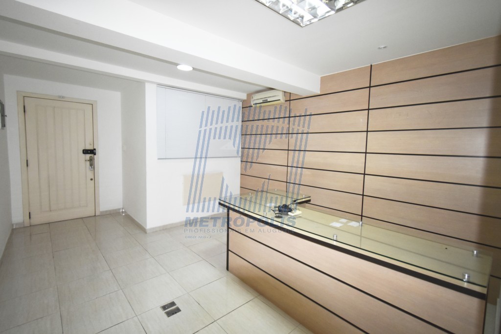 Sala para venda no Centro em Florianopolis com 133m² por R$ 520000