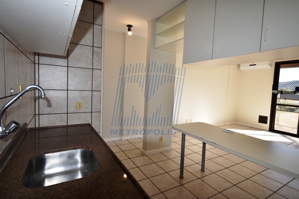 Apartamento para locacao no Jurere em Florianopolis com 61,47m² por R$ 3.500,00