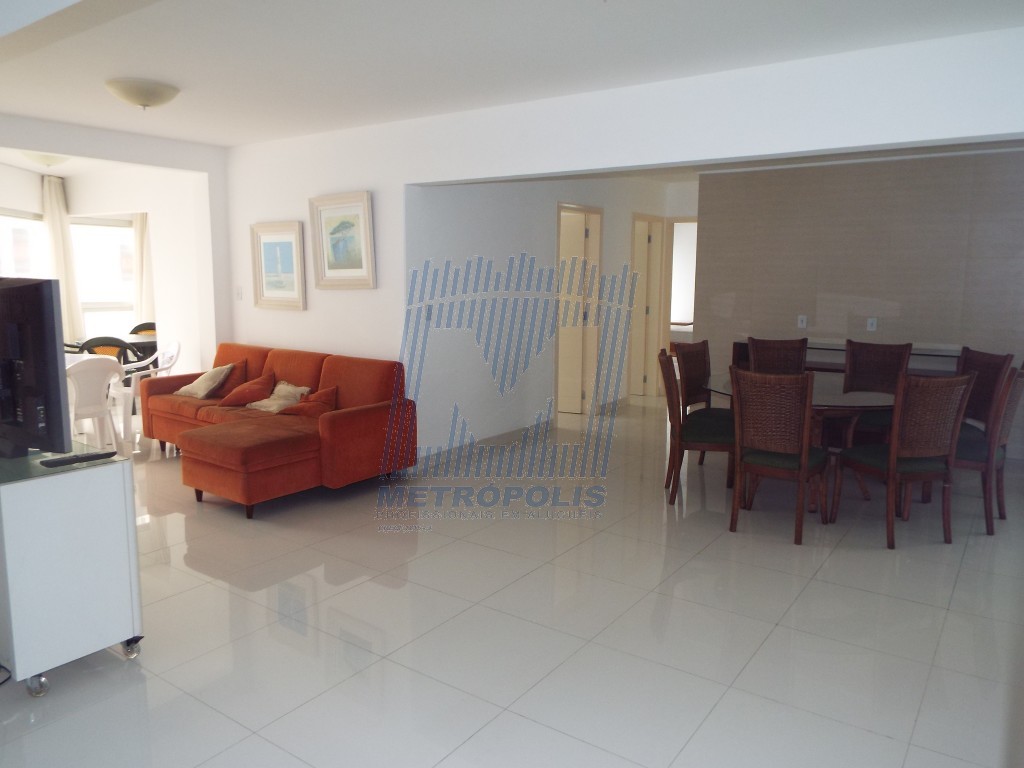 Apartamento para venda no Centro em Balneario Camboriu com 180m² por R$ 2000000