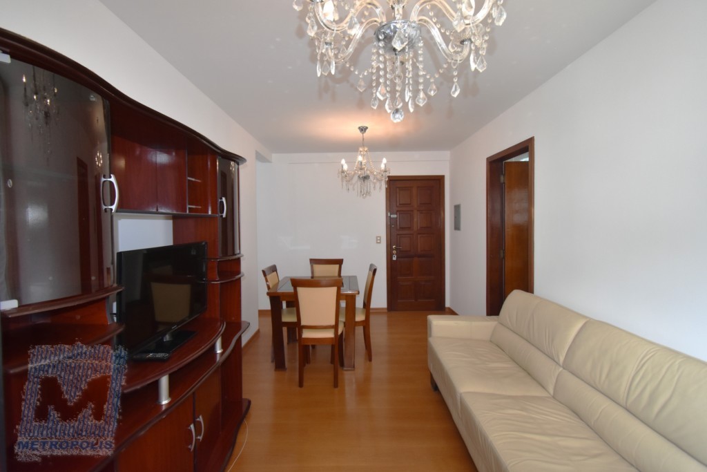 Apartamento para locacao no Centro em Florianopolis com 59,52m² por R$ 2.950,00