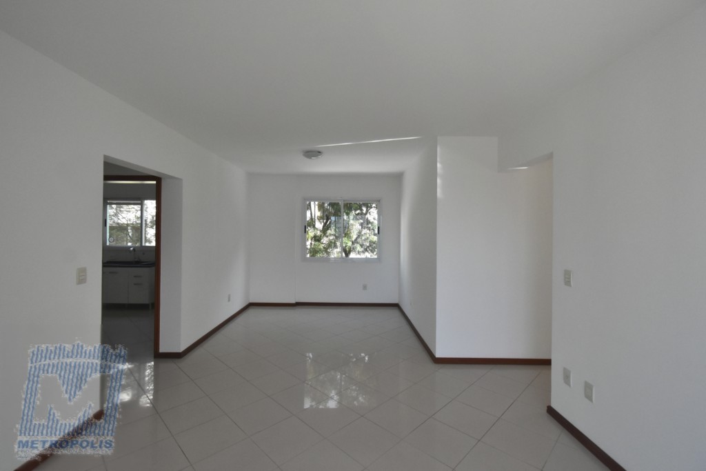 Apartamento para locacao no Coqueiros em Florianopolis com 108,7m² por R$ 4.700,00