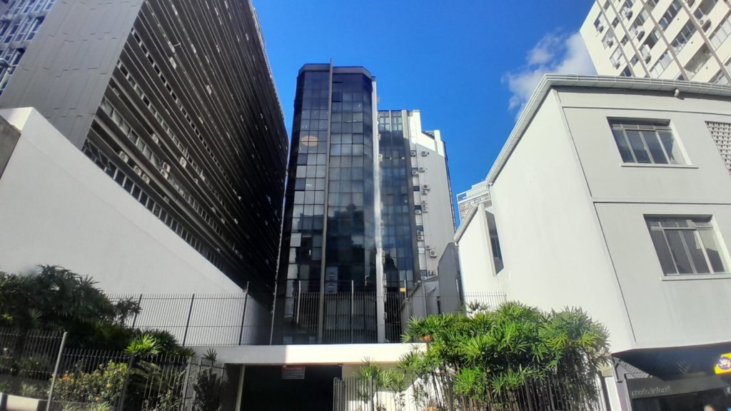 Sala para locacao no Centro em Florianopolis com 57,96m² por R$ 3.000,00