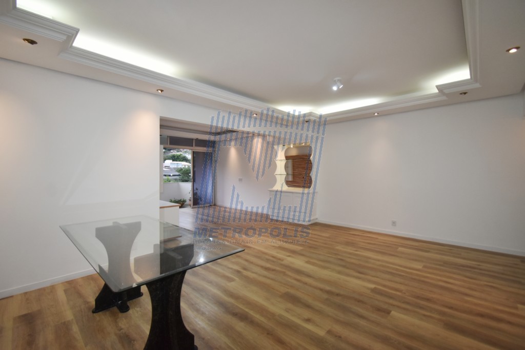 Apartamento para venda no Centro em Florianopolis com 130m² por R$ 790.000,00