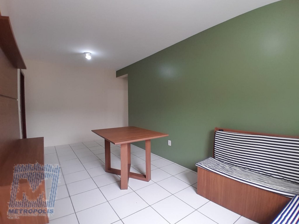 Apartamento para locacao no Centro em Florianopolis com 65m² por R$ 3.000,00