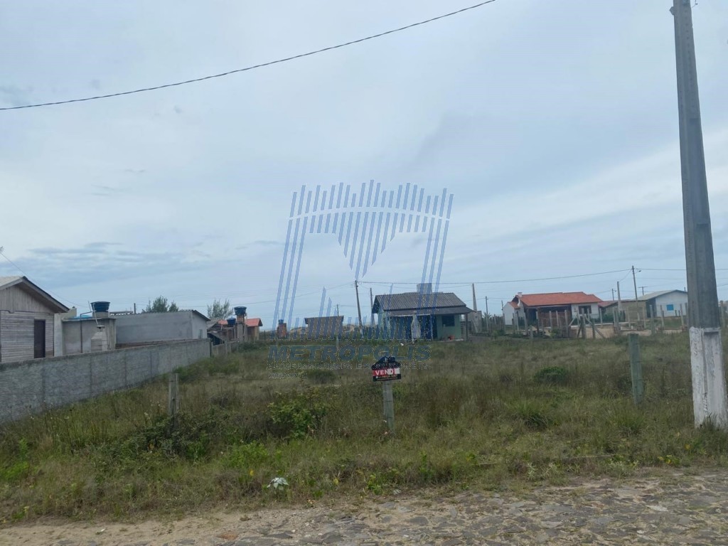 Terreno para venda no Centro em Passo de Torres com 300m² por R$ 100.000,00