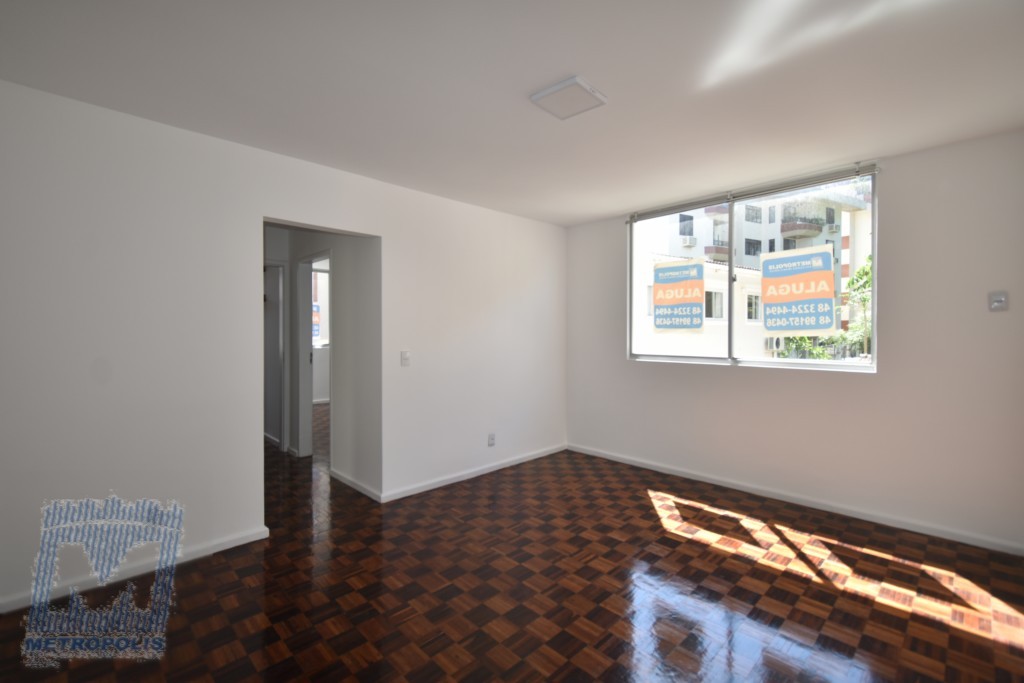 Apartamento para locacao no Trindade em Florianopolis com 62,97m² por R$ 2.800,00