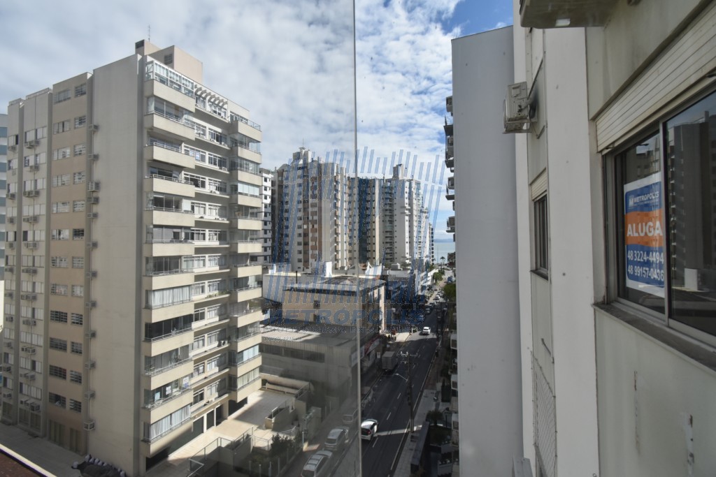 Apartamento para locacao no Centro em Florianopolis com 97,93m² por R$ 4.200,00