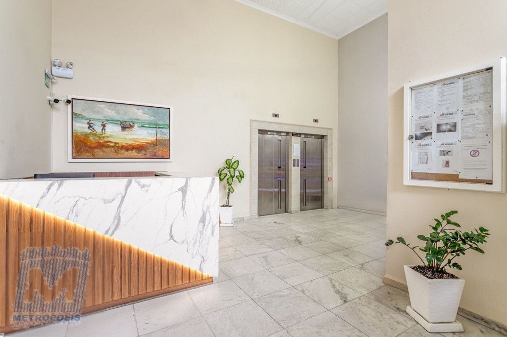 Apartamento para venda no Centro em Florianopolis com 53,92m² por R$ 595.000,00