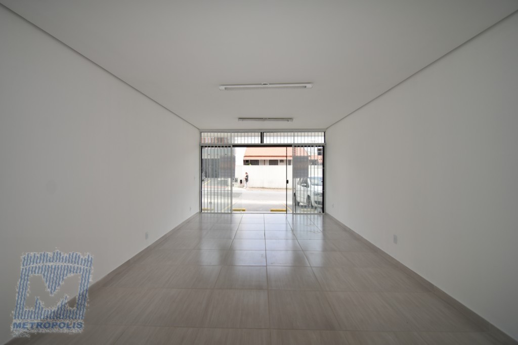 Loja para locacao no Areias em Sao Jose com 35,92m² por R$ 2.800,00